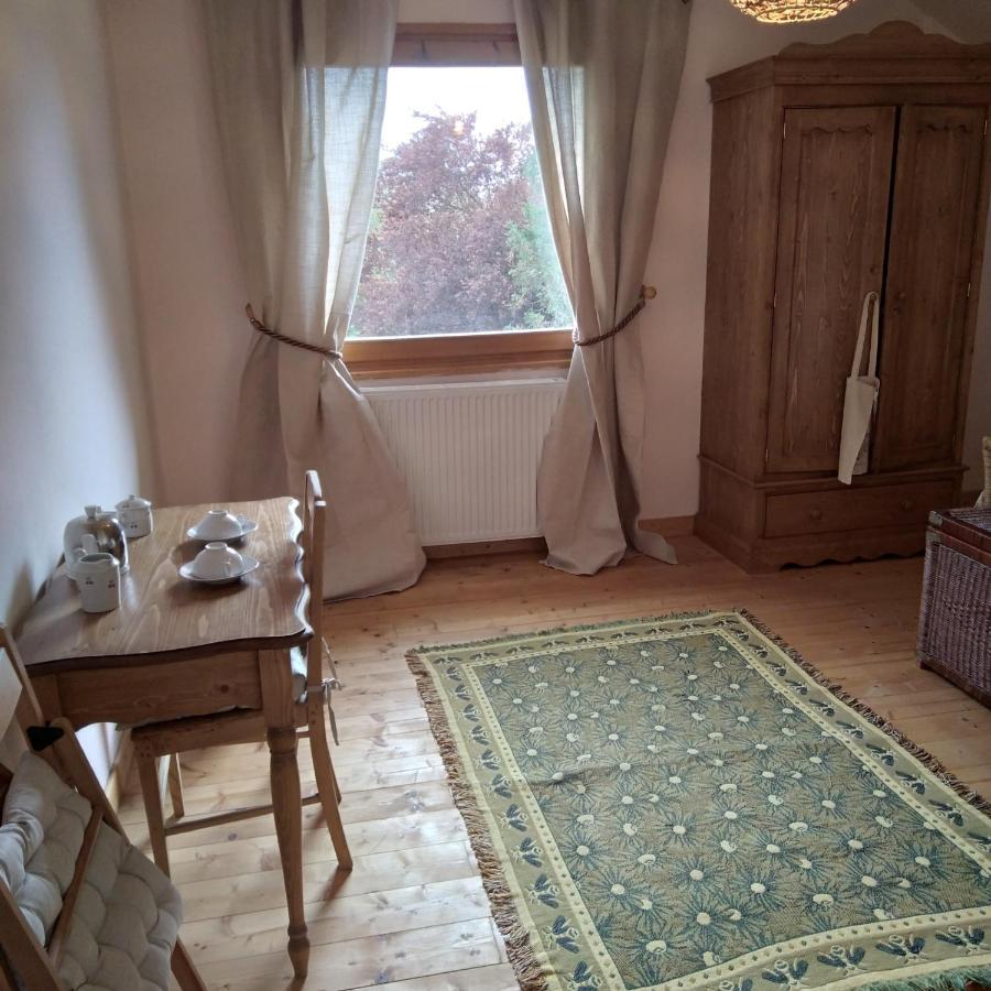 Bed and Breakfast Les Dames De La Saugiat à Le Fied Extérieur photo