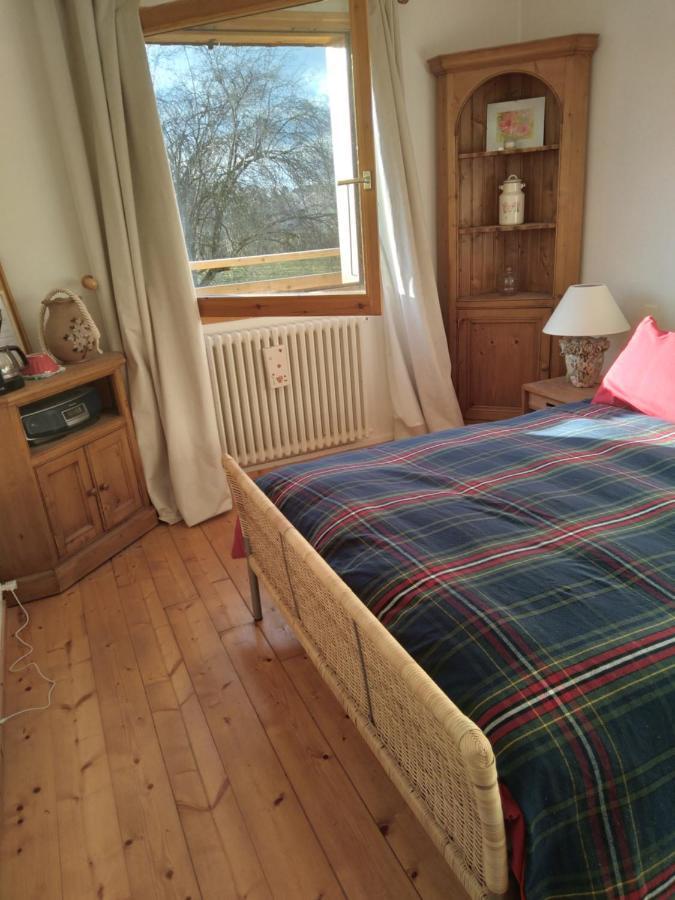 Bed and Breakfast Les Dames De La Saugiat à Le Fied Extérieur photo