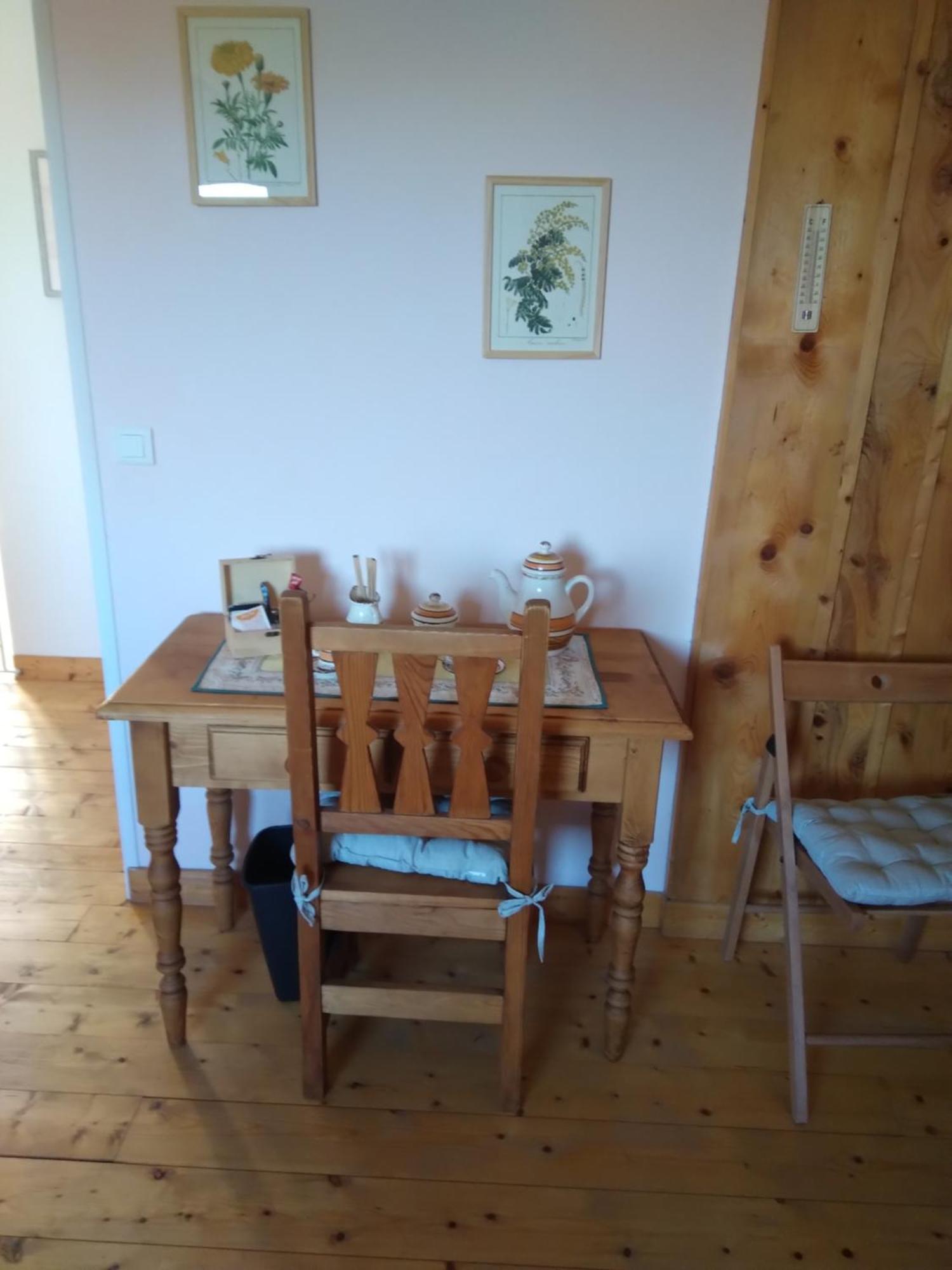 Bed and Breakfast Les Dames De La Saugiat à Le Fied Extérieur photo